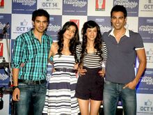 चित्र:Cast of MFK.jpg