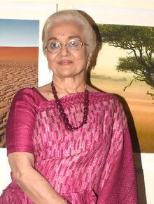 चित्र:Asha Parekh in 2019.jpg