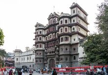 चित्र:Rajwada Palace, Indore.jpg