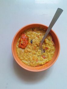 चित्र:Dall Khichdi.jpg