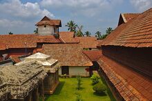 चित्र:Padmanabhapuram Clock Tower.jpg