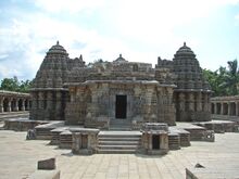 चित्र:Somanathapura Keshava temple altered.JPG