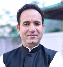 चित्र:Sunil Sharma.jpg