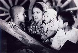 Aurat 1940S.jpg