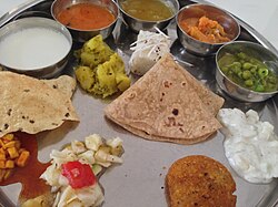Maharashtrian Thali.jpg