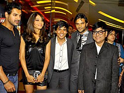 Cast of pankh.jpg